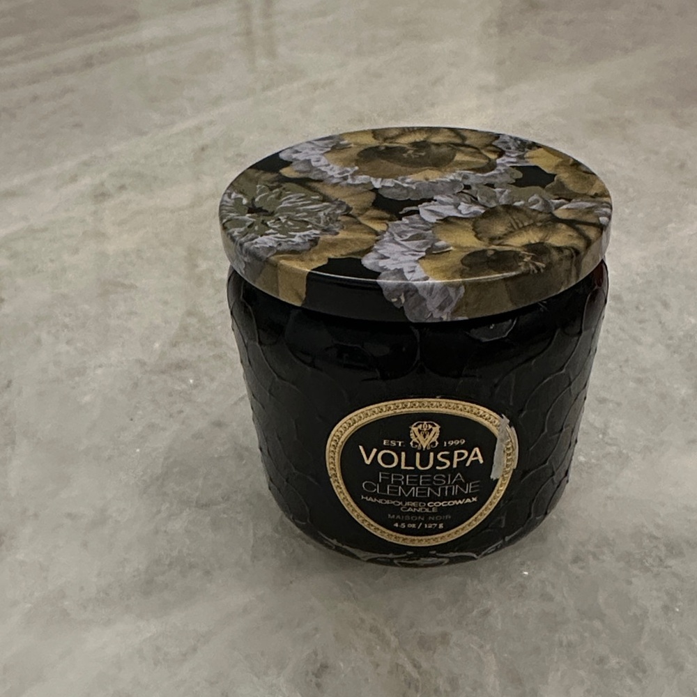 Voluspa Black Candle with Floral Lid